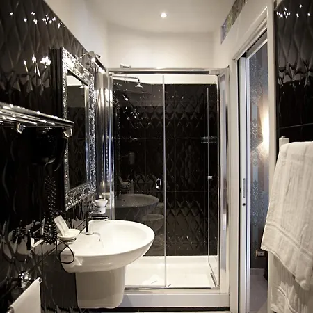 Ap 2bd Mayfair Apartment
