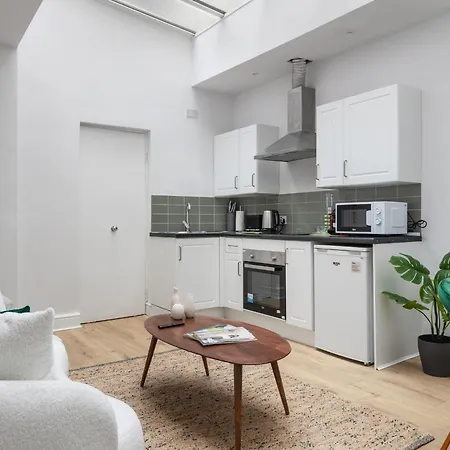 Luxury Boutique - La Reserve South Kensington