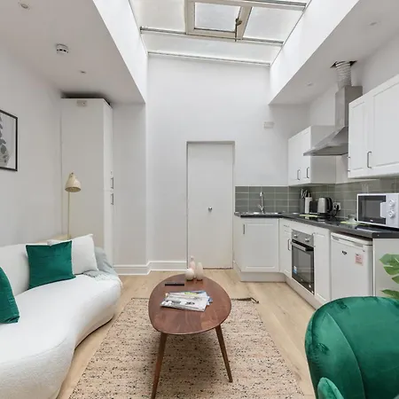Luxury Boutique - La Reserve South Kensington
