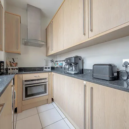 Apartment Luxurious Two-bedroom Haven In Marylebone
