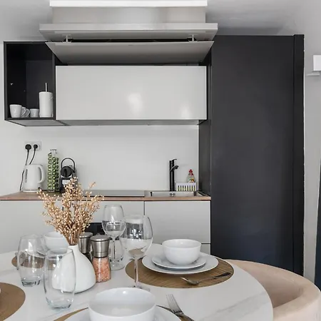 Apartment Serenity Escape - La Reserve Knightsbridge London