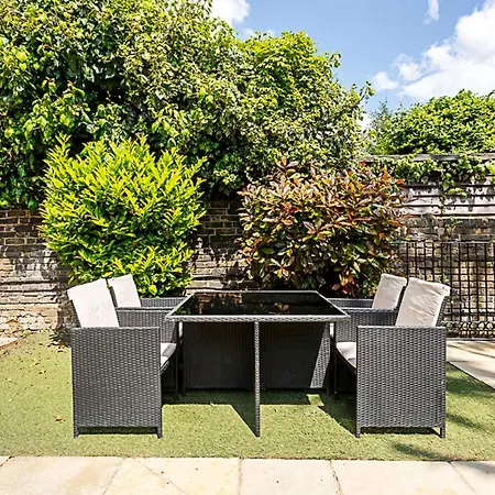 Charming Garden Studio Apartmán