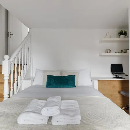 公寓 The Hampstead Hideaway - Free Parking - Close To Ldn