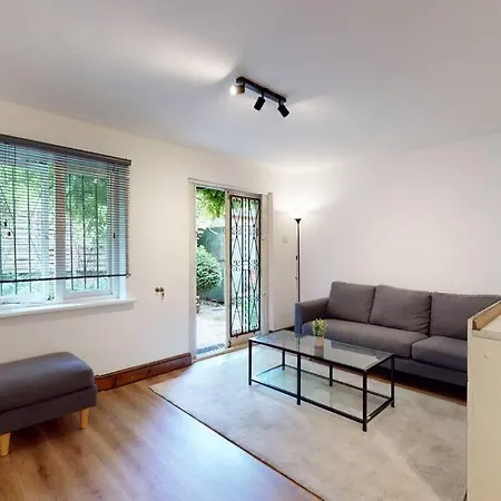 185 Lanark * London