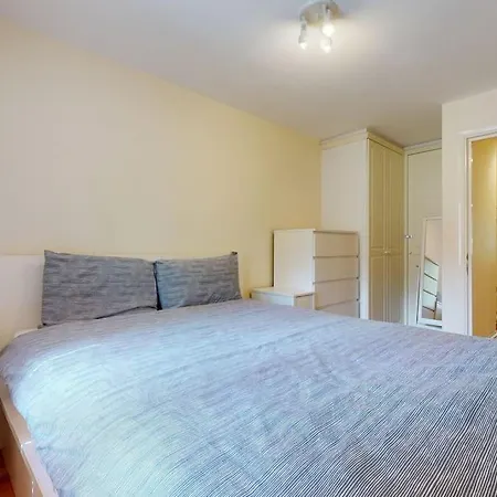 -air Con- Cute 2bd Flat 1 Min Maida Vale Station! London