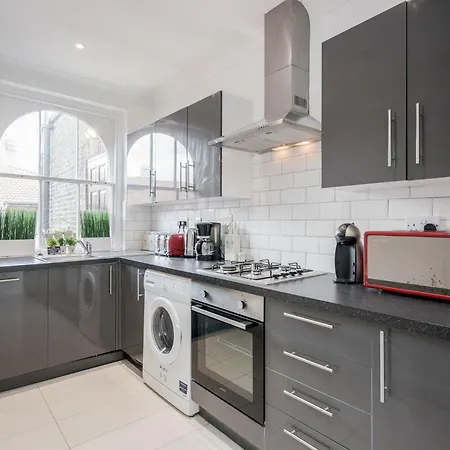 Apartment Headsonbed Spacious Excel Canarywharf For The Larger Group Near Blackwall Station *