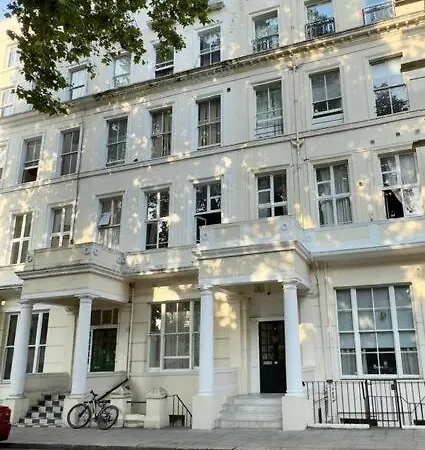 Apartment Petit In Paddington *