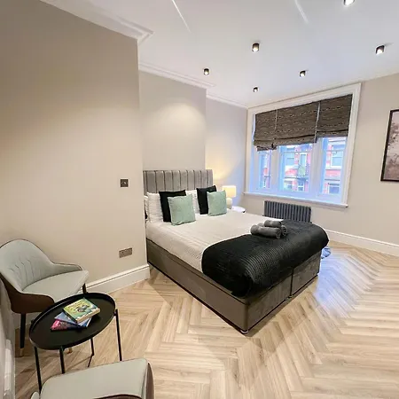 Lux 4 Bedroom In Baker St Near Regent's Park * London