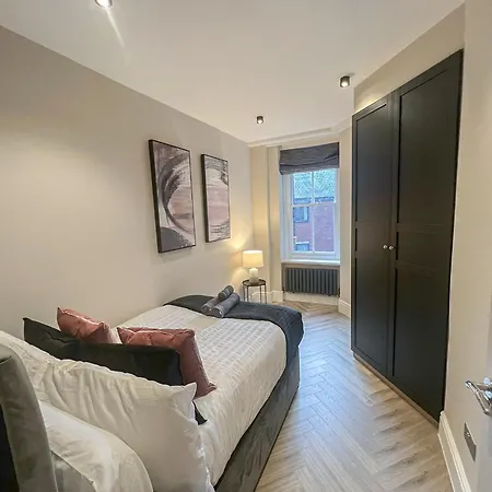 Lux 4 Bedroom In Baker St Near Regent's Park Appartamento Londra
