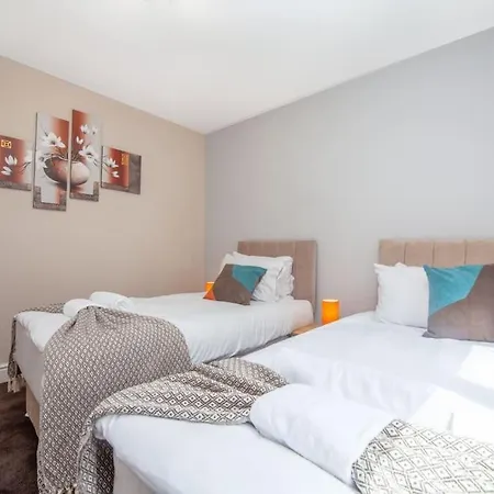 Spacy 3 Bedroom Woolwich * London