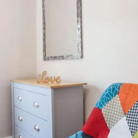 Apartment Spacy 3 Bedroom Woolwich