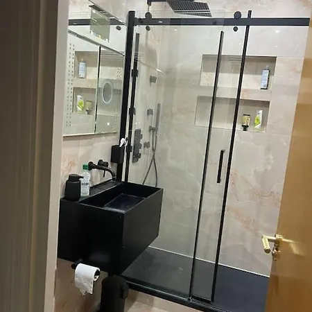 3 Bed Smart - Canary Wharf * London