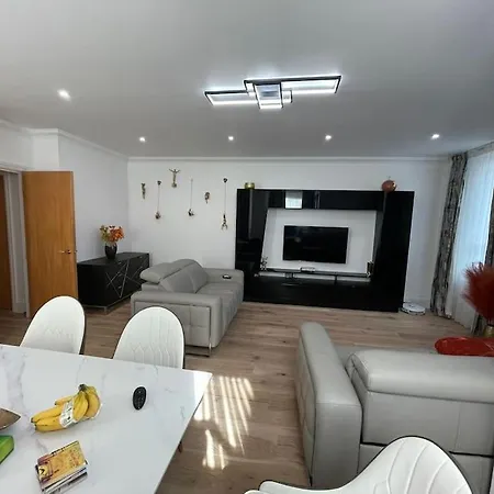 Apartment 3 Bed Smart - Canary Wharf