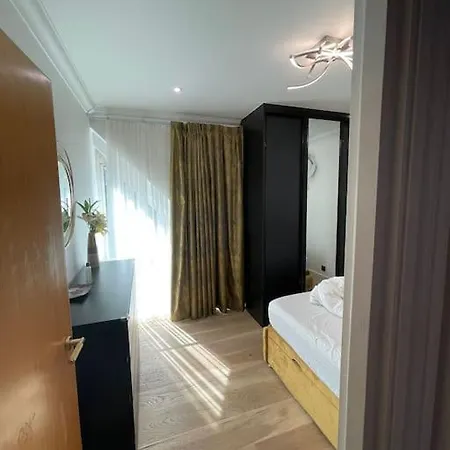 Apartment 3 Bed Smart - Canary Wharf