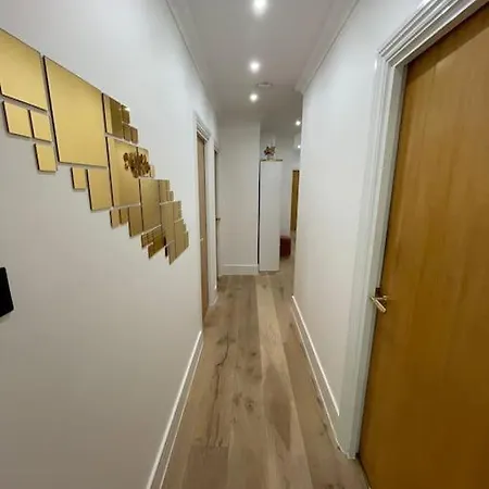 Apartment 3 Bed Smart - Canary Wharf