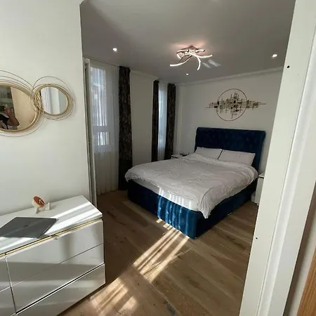 3 Bed Smart - Canary Wharf * London