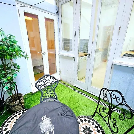 Charming Hyde Park Private With Back Patio By Lancaster Gate And Paddington Station 公寓 伦敦