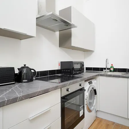 Quaint Flat By Hampstead Heath Apartment