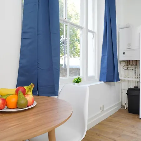 Apartment Quaint Flat By Hampstead Heath *