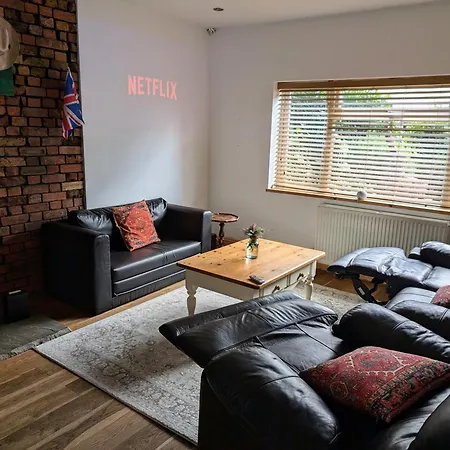 Villa 3bedrooms House Sleeps10 Garden&parking Ably *