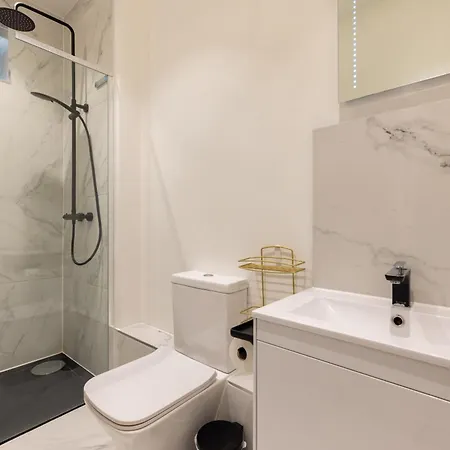Modern Luxury Soho *
