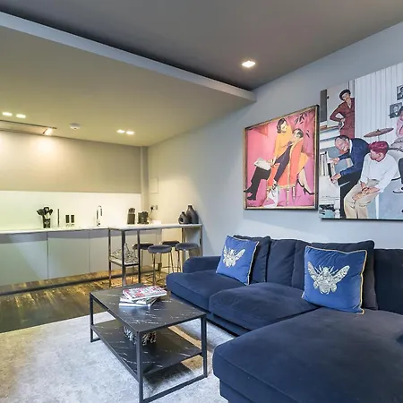 Urban Chic - Stukeley Apartment London