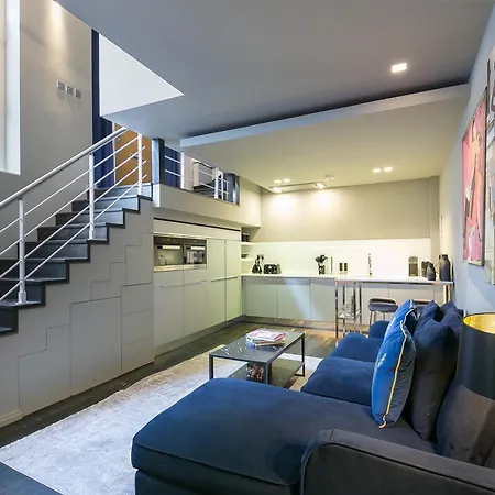 Urban Chic - Stukeley Apartment