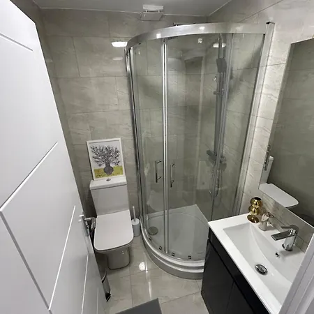 King's Cross Lawrence Private Aparthotel