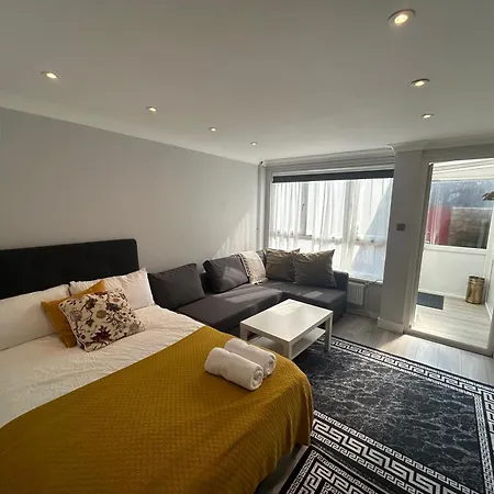 King's Cross Lawrence Private * London