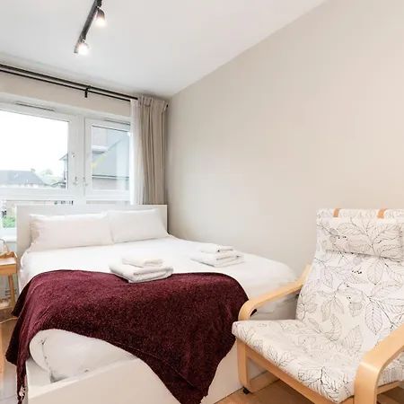 Modern 2-bed Flat Woolwich Station 6 Mins Walk Pass The Keys Apartment *