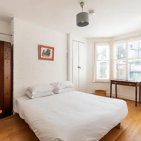 Retro Charm And Modern Comforts *