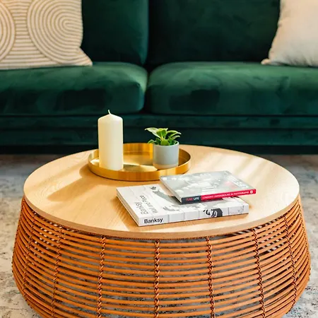 Urban Haven A Central Modern Gem London