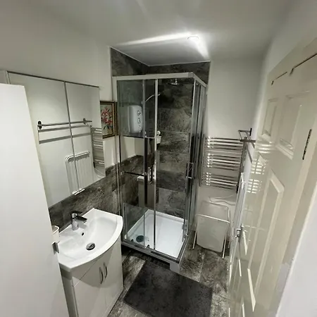 Franky's Place Luxury Apartment The Hyde