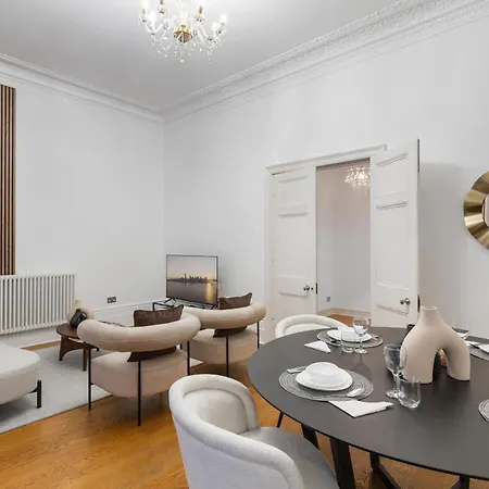 Luxurious Hideaway Retreat - La Reserve Knightsbrige Apartment London