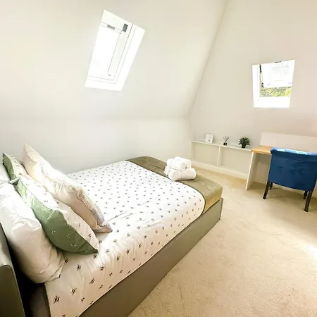 Detached House With Free Parking In Little Venice Near Paddington Hyde Park *