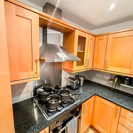 Lux 3 Bedroom Penthouse In Borough Near The Shard, Bermondsey