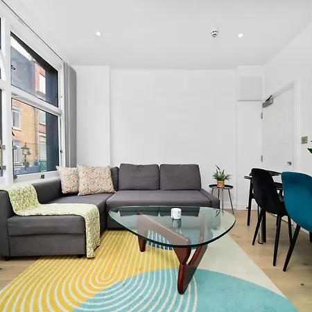 Apartment Soho One Bedroom London