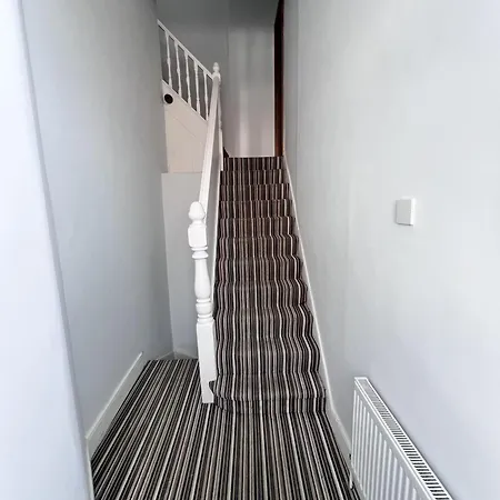 Cozy With Great Location London