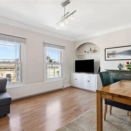 Charming 1br In The Heart Of Fulham Apartamento