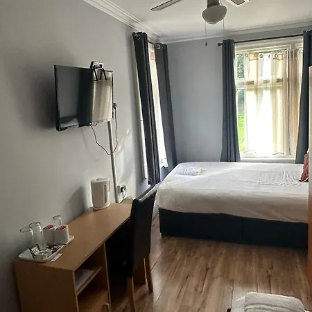Ruxley Guest house
