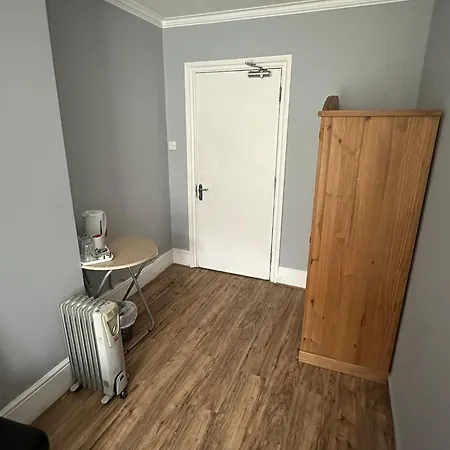 Ruxley Guest house Sidcup