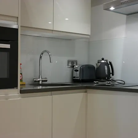 Apartment The Alma London