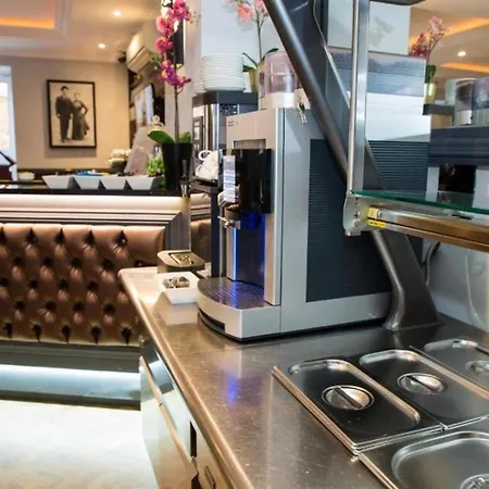 The Lansbury Heritage A Sunday - Canary Wharf Hotel 4*