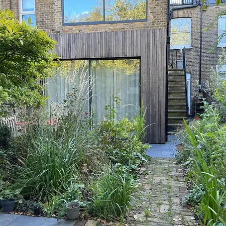Bright And Elegant 2 Bedroom Flat, Near Notting Hill * London
