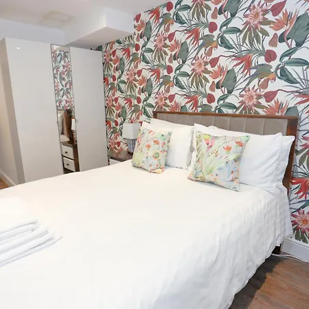 Bed & Breakfast Avonmore West Kensington Private Londra