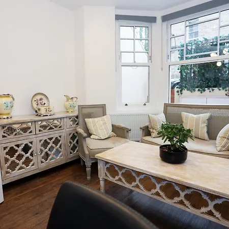 Avonmore West Kensington Private *