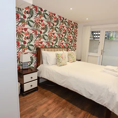 Avonmore West Kensington Private Bed & Breakfast