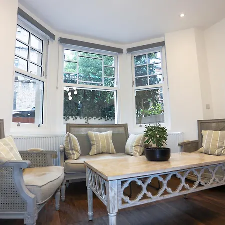 Avonmore West Kensington Private *