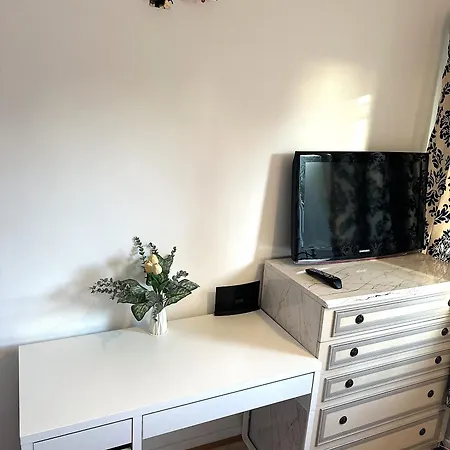 Excellent Double In Cheap Rate Around *
