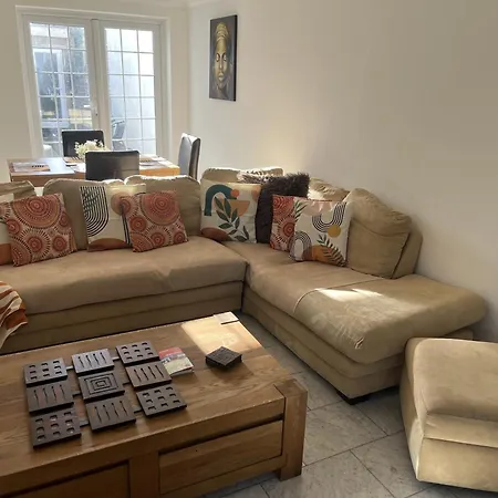 Holiday home Reach Retreat Spacious 4bed House Startford Maryland Great Transport Links